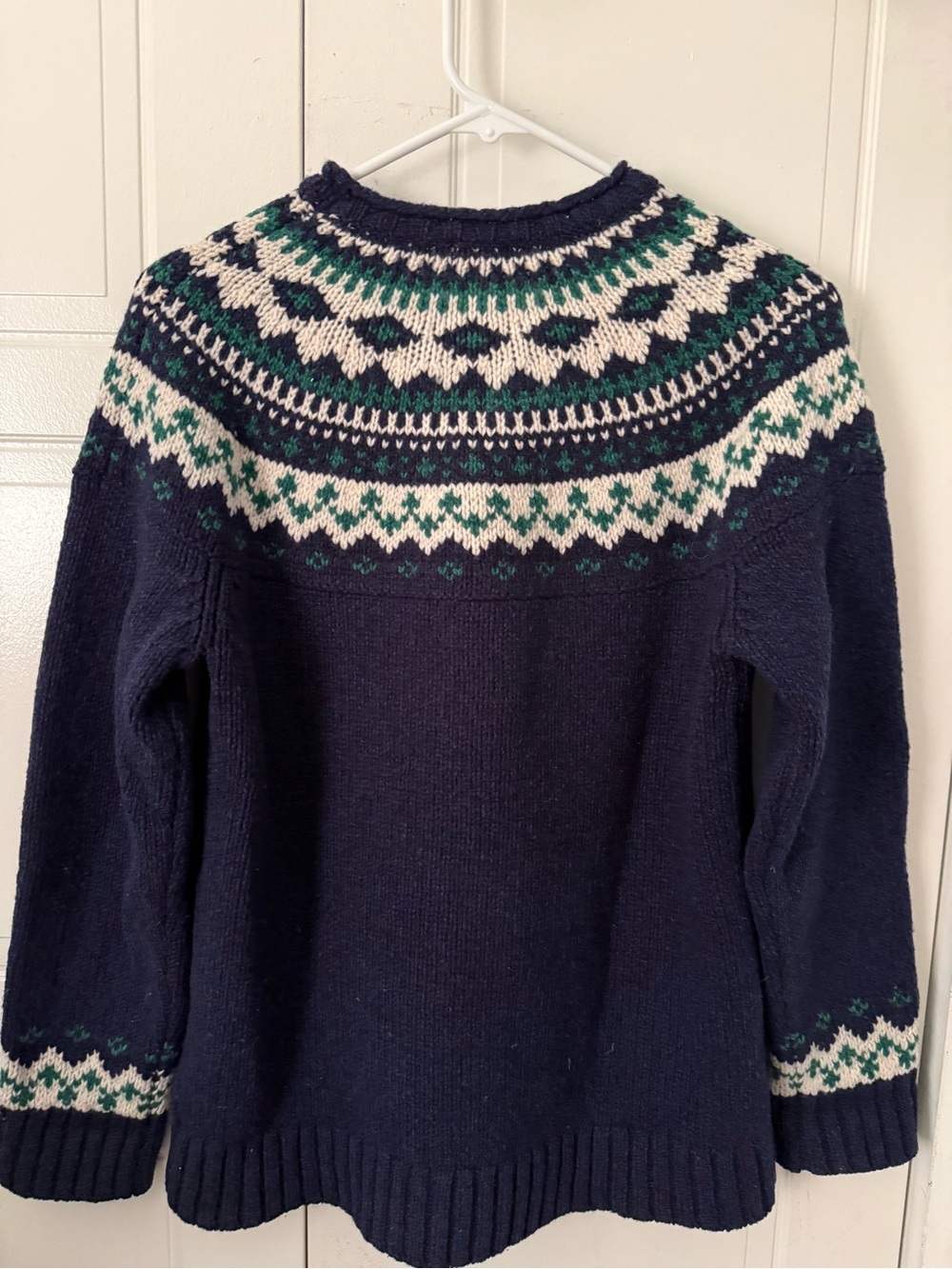 L.L. Bean Navy Crewneck wool Fair Isle Sweater size small - Picture 2 of 4